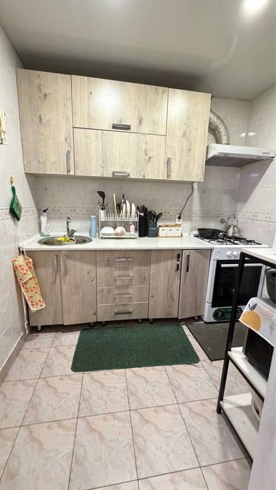 Чиланзар 2 квартал Аллея Гагарина продается 3 комнатная балкон 2/4