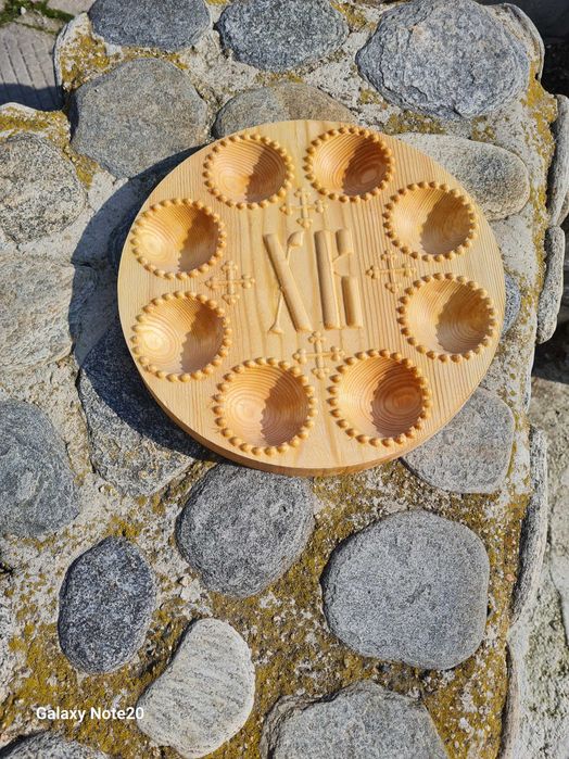 Поднос, дървен поднос,Великден