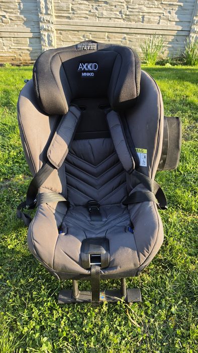 Scaun auto copii axkid minikid