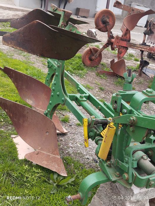 Utilaje pentru arat și remorci