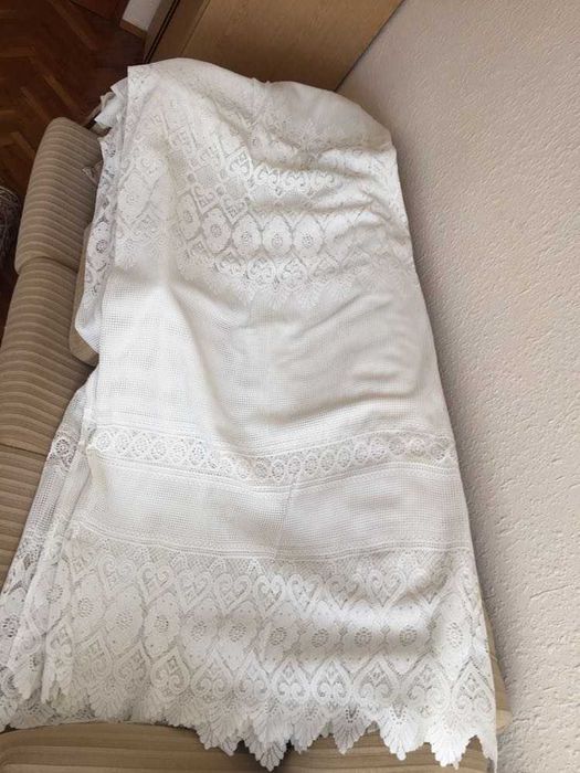 Продавам ушито перде