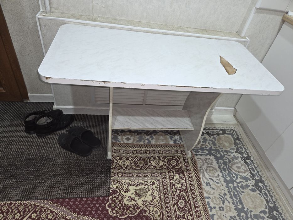 Продается   стол