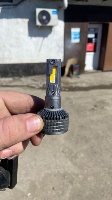 Лед лампа цоколь h4