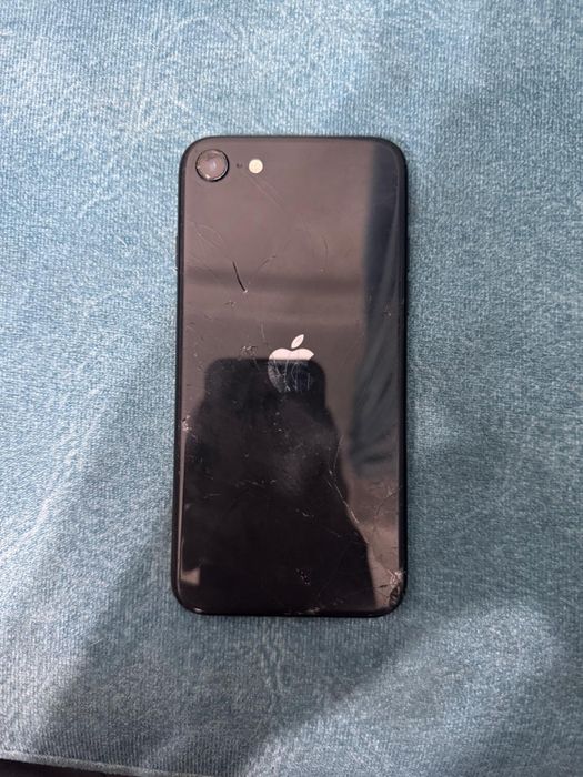 Айфон iphone se 2020