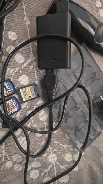 Продам playstation Vita
