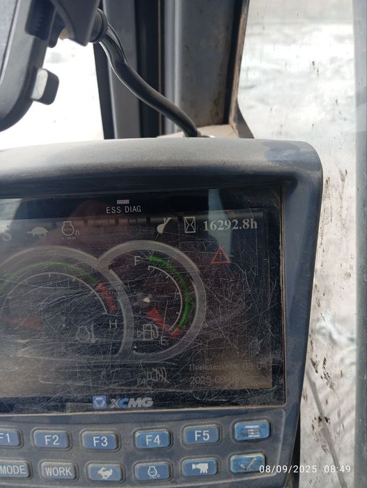 XCMG 260 sotiladi