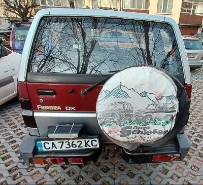 Продавам Daihatsu Feroza