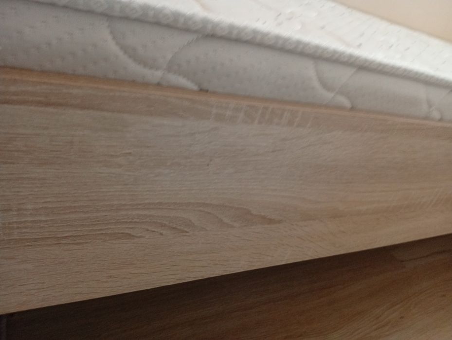 Продаеться кровать двухспальная