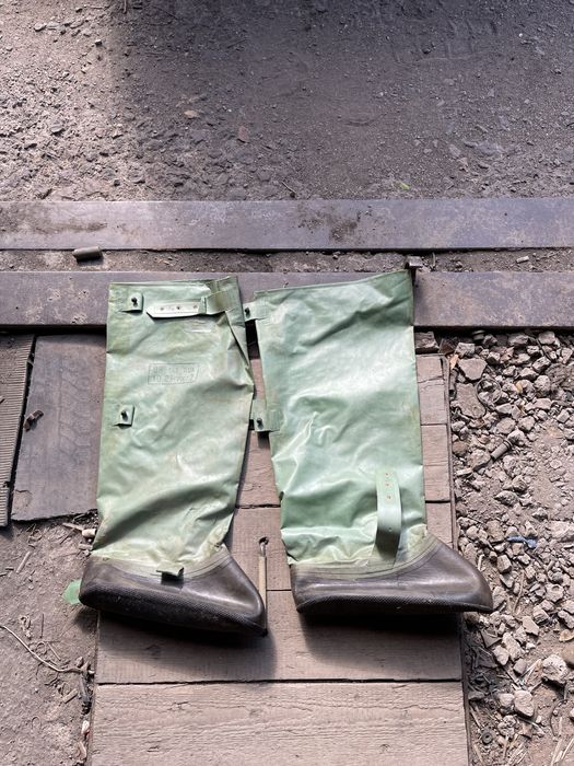 Продам резиновые сапоги