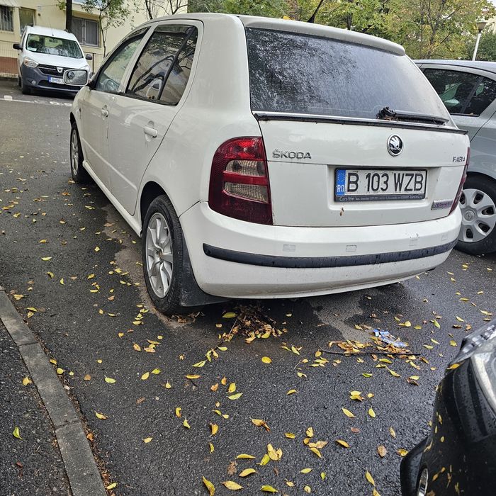 SKODA Fabia 2004 — imagine 3