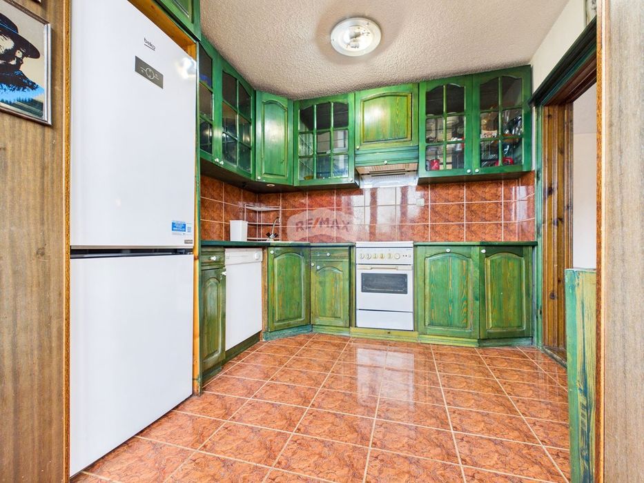 Продава се Двустаен апартамент в Варна, Левски - 77 кв.м за 1057 €/кв.м - Снимка #3