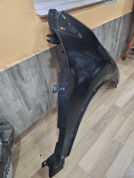 Преден десен калник,предна броня за Рено Каптюр 2018г