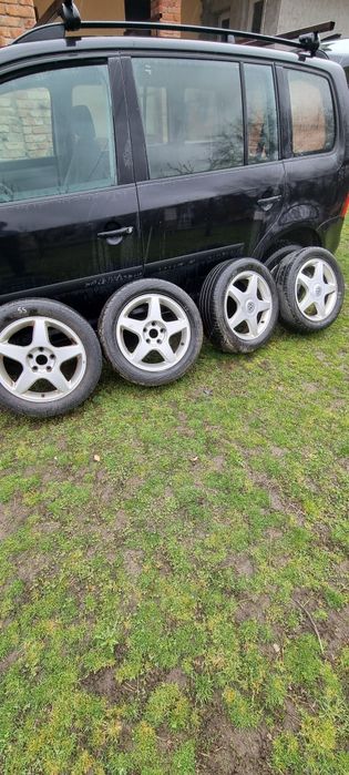 Jante aliaj 16” 5x112 ET40 VW / Audi / Skoda / Seat + anvelope

Descri