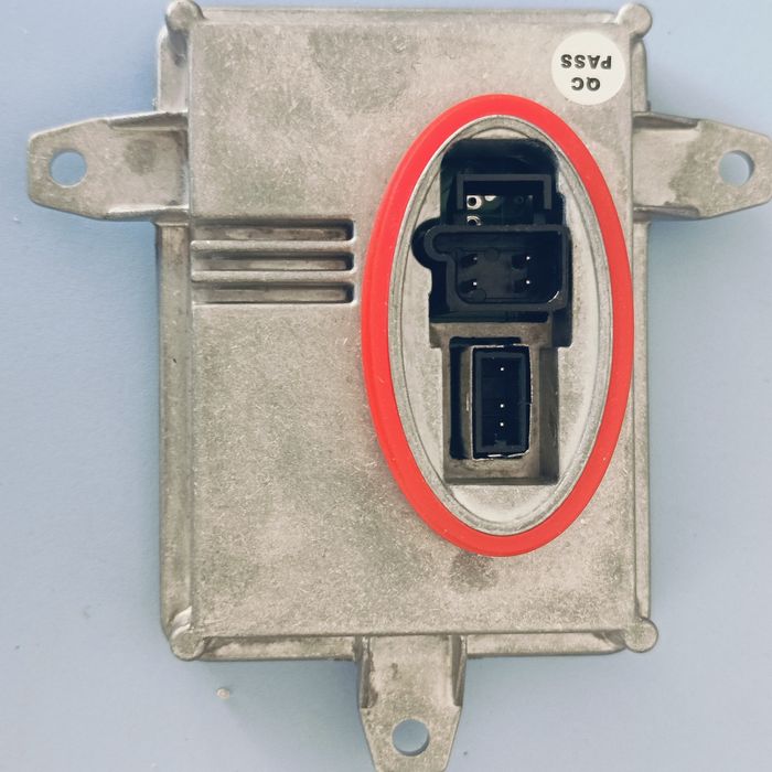 Баласт за фар Hyundai i30 i40 KIA Ceed   3Z921-01700, Нов с гаранция