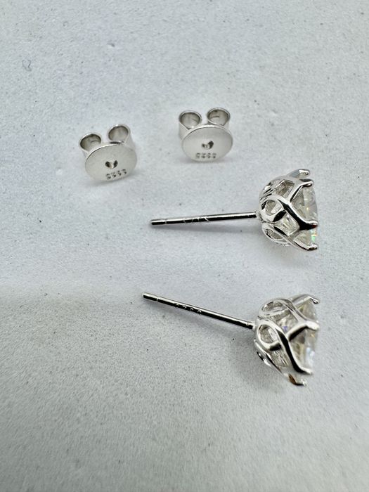 Сребърни обеци с мойсанит (Диамант) 1 карат