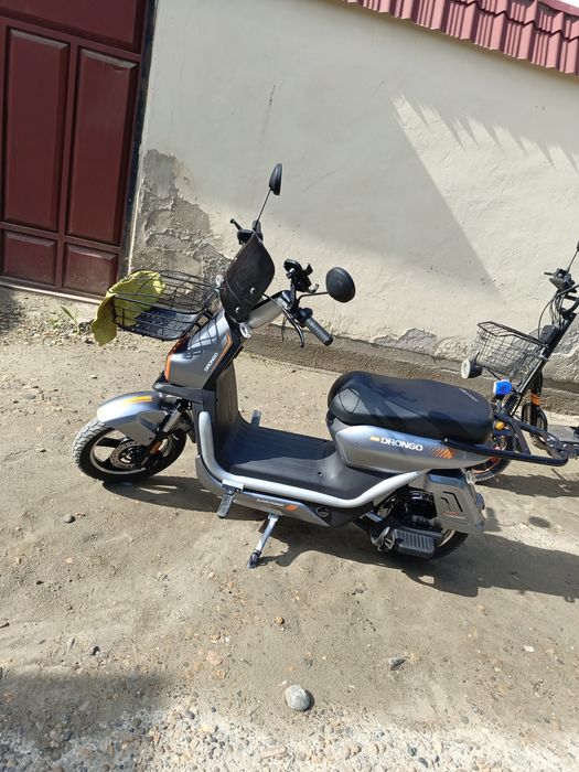 Skuter DRONGO Drongo