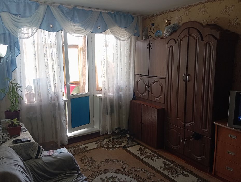Продаю 1комнат квартиру