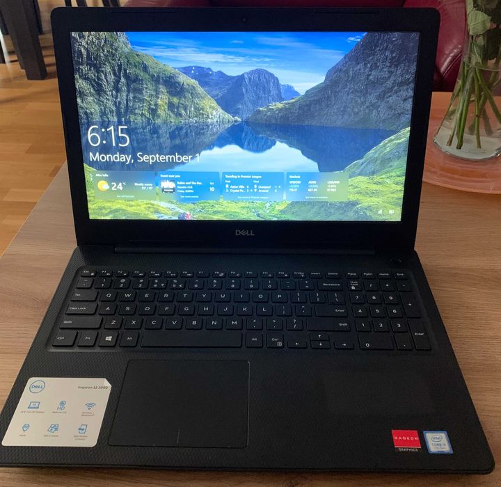 Ideal pentru scoala! Laptop Dell Inspiron 15 3000 intel i3 7th gen
