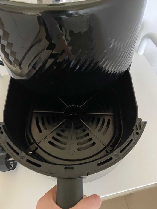 Friteuza digitala cu aer cald XL STARCREST SFR-3560BK