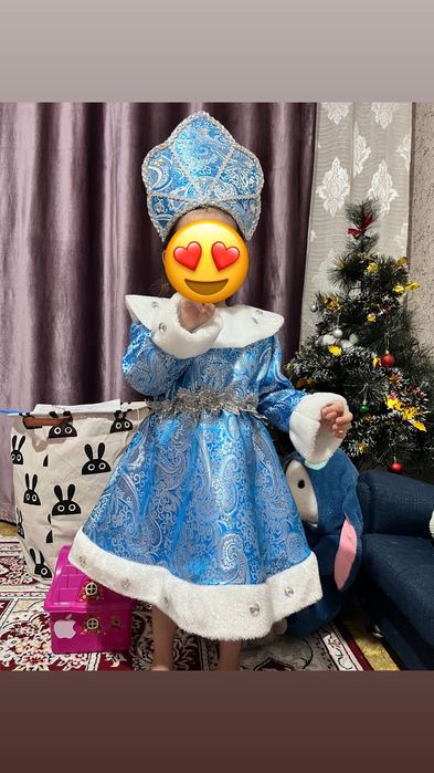 Продам платье снегурочки
