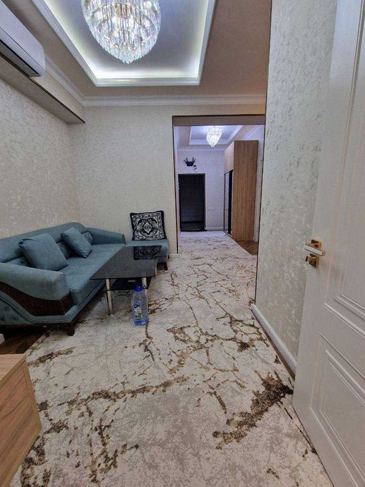 Срочно Хувайдо Резиденс Арзон нархда 2 хона Евро кв Сотаман/861*