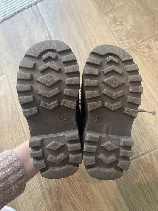 Обувки и боти за момче 22,23 номер