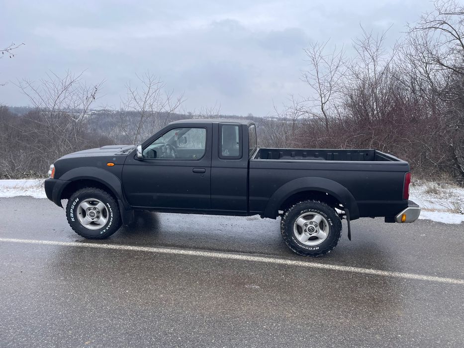 Nissan navara 2.5