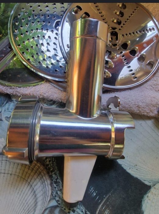 Продам кухонный комбайн BOSCH.