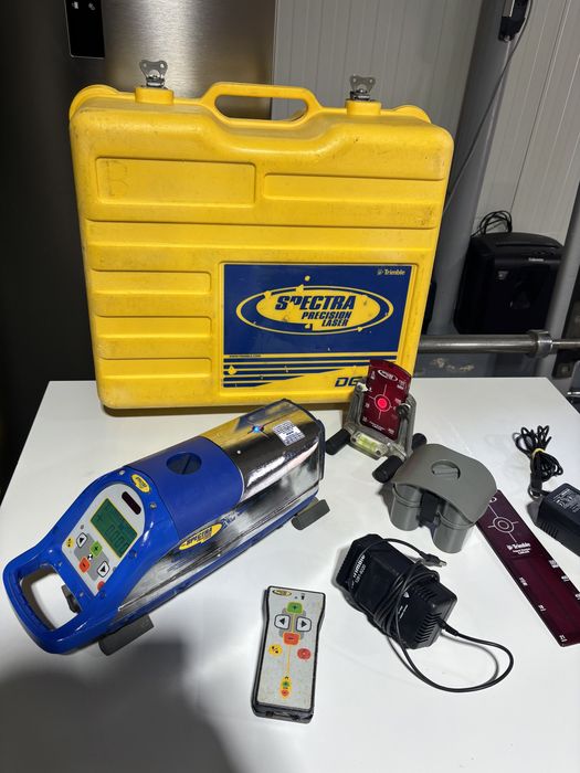 Nivela laser canalizare spectra topcon hilti