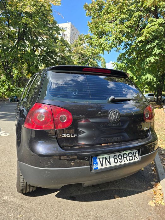 Volkswagen Golf 5 – 2.0 TDI (140 CP)