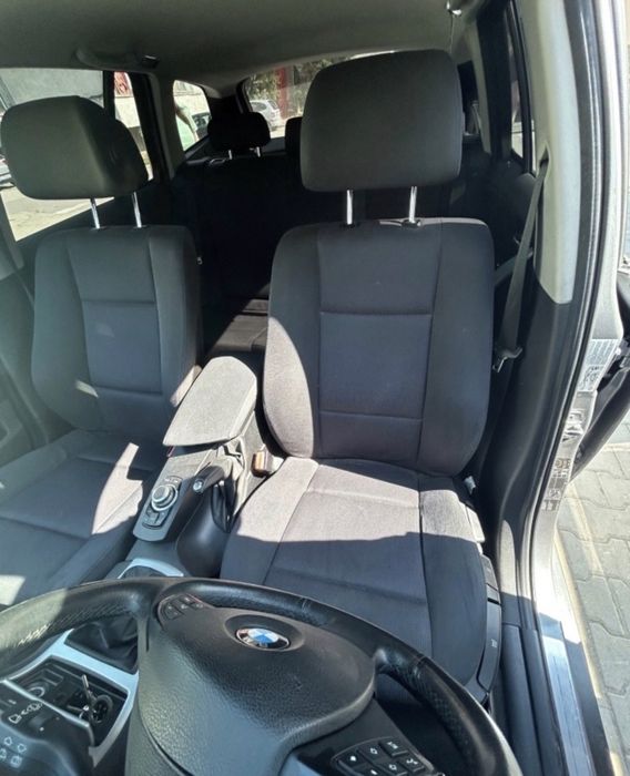 BMW.       X    3