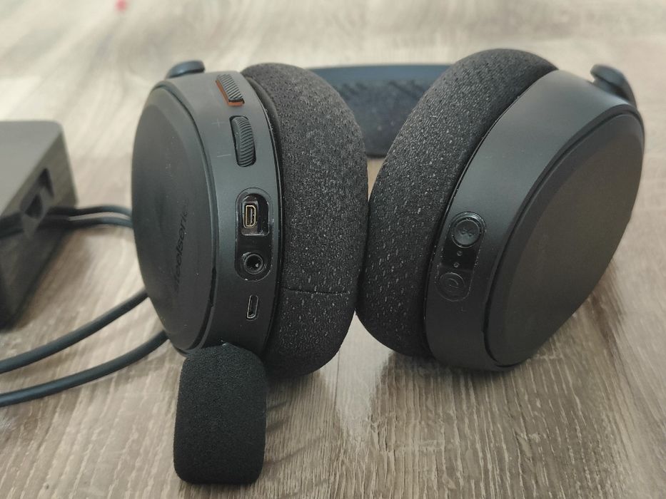 Căști gaming wireless Steelseries