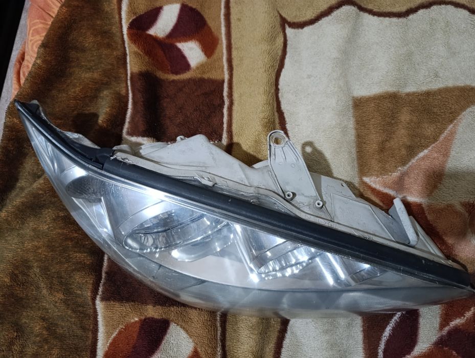 Фары на Тойота Камри 35 европеец