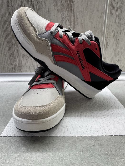 Reebok маратонки 36 номер