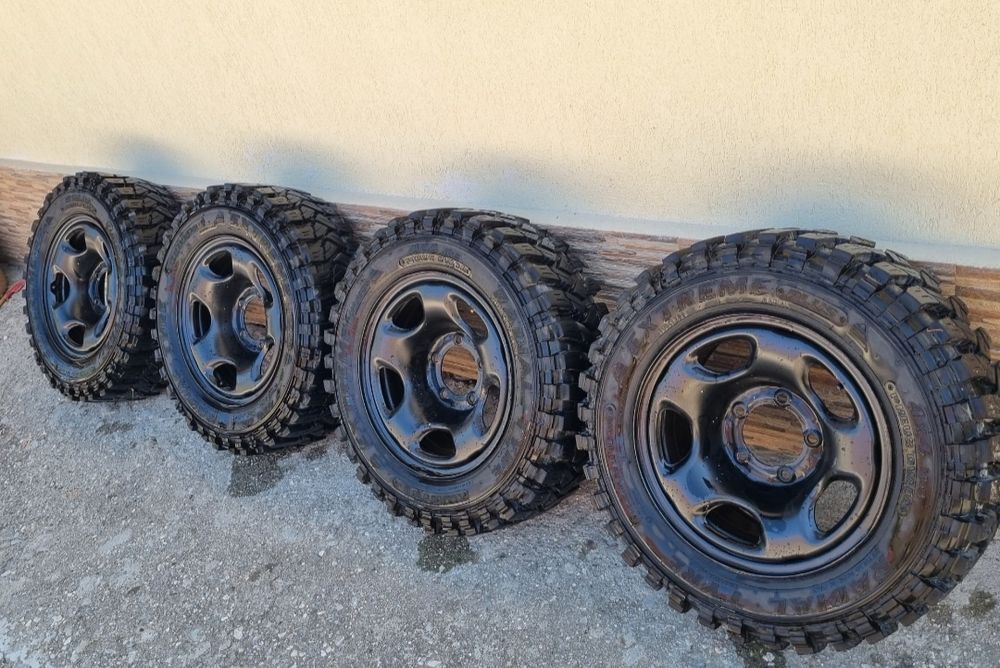 Set Anvelope off road 235 60 16  (fără jante)