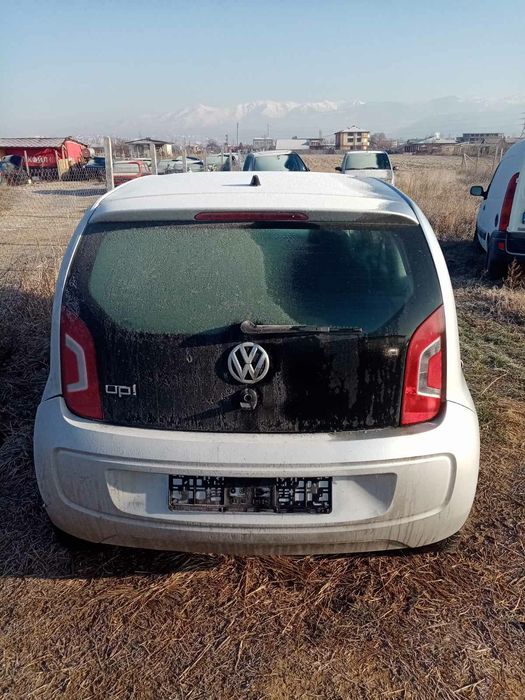 VW UP на части 2014 г