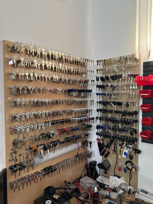 Cartele interfon și chei rezidențiale