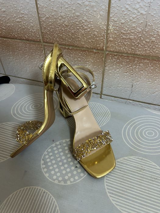 Sandale elegante