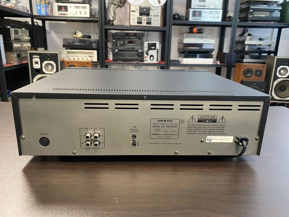 Висок клас касетен дек Onkyo