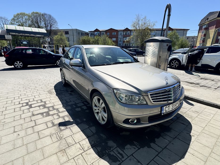 Vând Mercedes-Benz C220 CDI, model W204, Foarte întreținută!