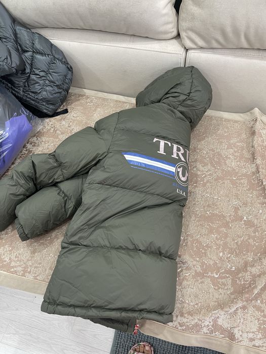 Продам куртку демисезонную