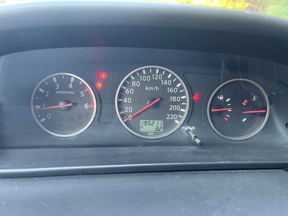 Nissan X-trail, 2.2 куб., 4х4