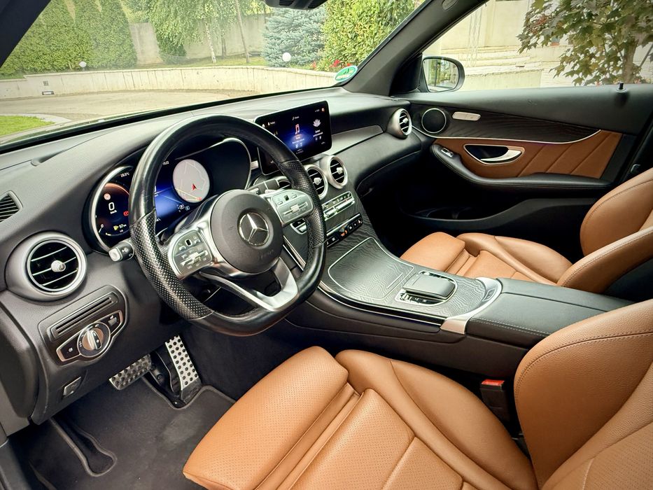 Mercedes Benz GLC 300 Facelift Fab 2021! 2.0i Plug-in Hybrid 320 CP! Garantie 12 Luni !