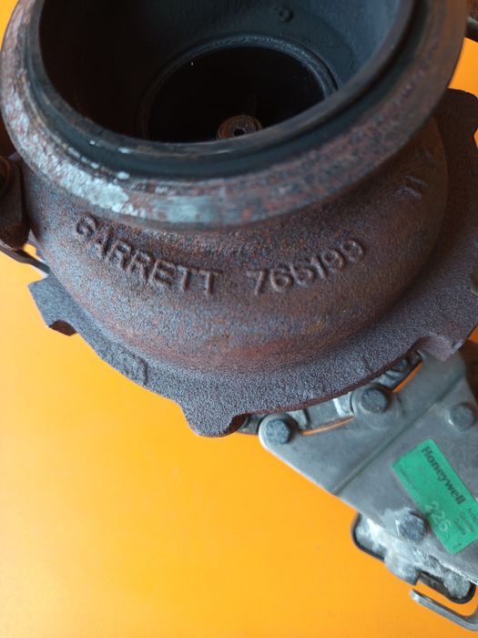 Bmw E70 X5 E60 525d 530d турбокомпресор турбо турбина GARRETT 765199