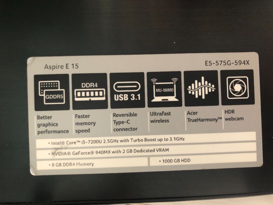 Лаптоп Acer Aspire E15 (червен) Перфектен!