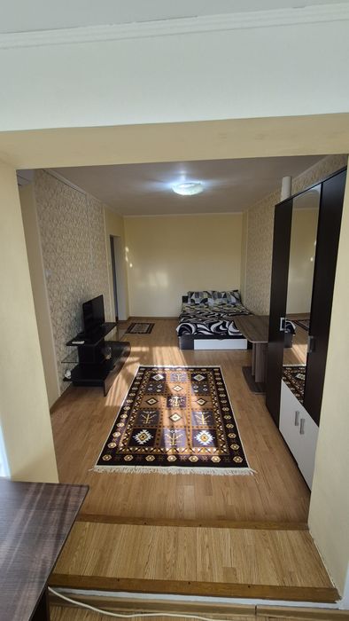 Inchiriez ap.1 camera zona IREG.