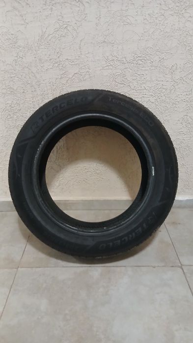 Продам 4 комплекте летние шины 50 тысяч