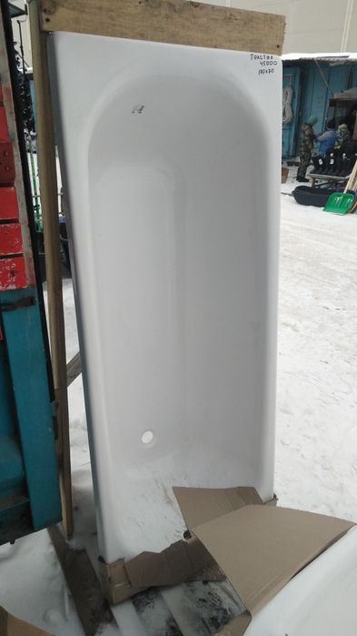 Ванна акриловая стальная