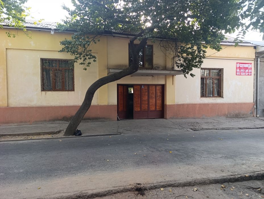 Уй сотилади Шахантохур тумани аринтир кукча мачиди олдида учаску