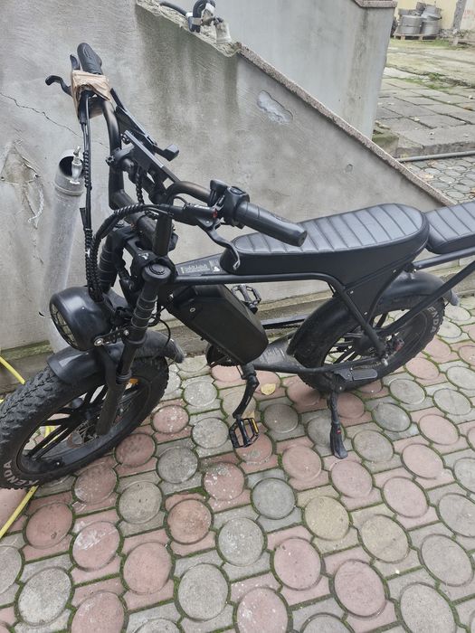 Bicicleta asistata electric